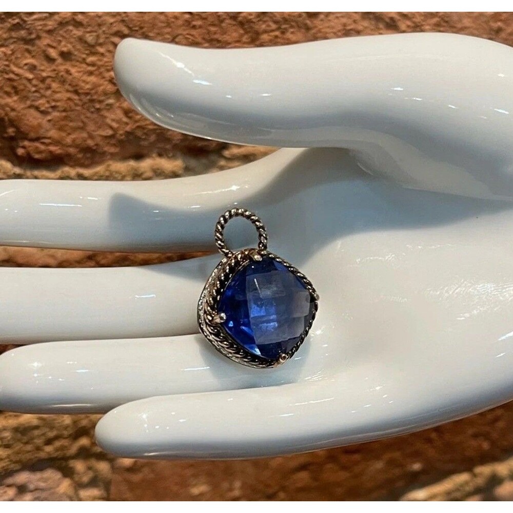 Ross-Simon’s 925 Sterling Silver Blue Faceted Stone with Rope Detail